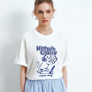 Urban Revivo White T-shirt Blue Velvet Poet Cat Graphic Size Large